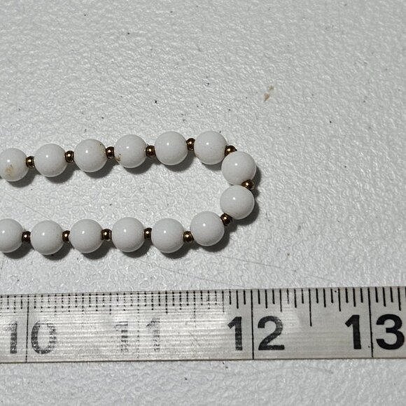 Vintage Elegant White Beaded Necklace Classic Retro 50s 60s Fashion Jewelry - Picture 5 of 5